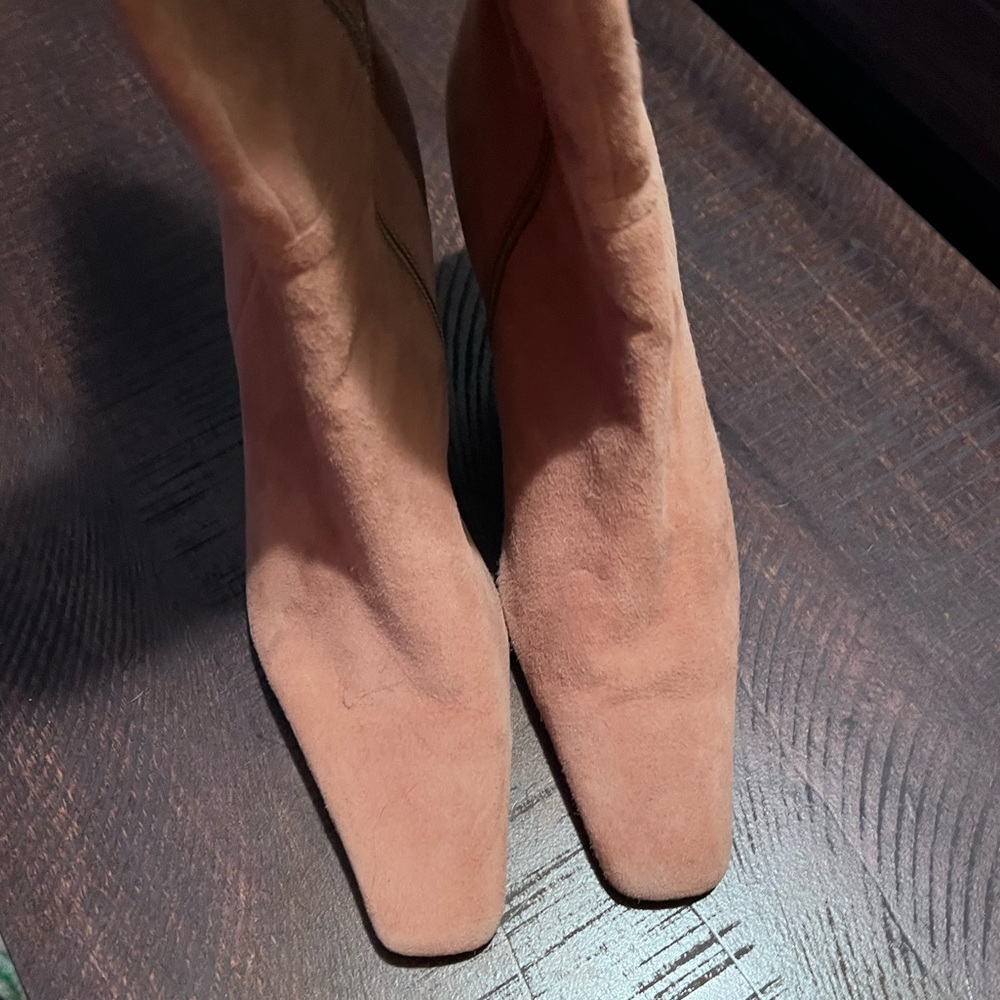 Tall boots - Picture 2 of 6
